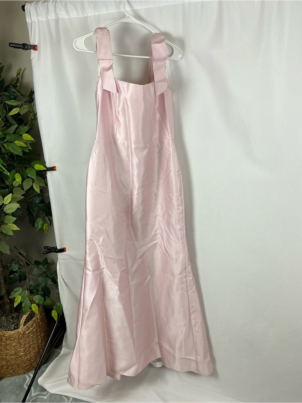 ALFRED SUNG Ballet Pink Satin Shoulder-Bow Maxi Dress - Picture 2 of 6